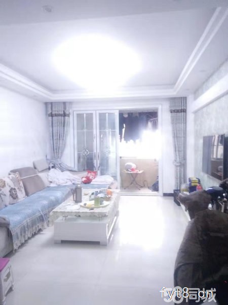 金港苑 3楼精装修107平方家电家具全送 看房方便满5税少