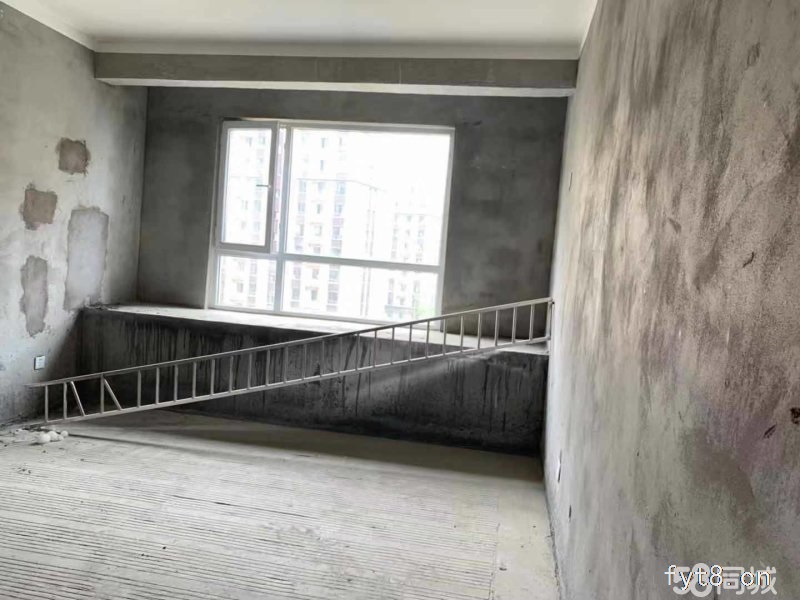 桃源里 超大阳台,交通方便 环境优美 一小 实验中学